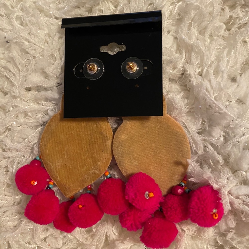 NWT Funky & Fun Bright Colorful Earrings - Picture 3 of 4
